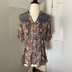 American Rag floral blouse